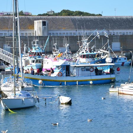 Votre Vue, La Mer, Les Bateaux !!! Wir Sprechen Flieben Deutsch, Touristentipps, We Speak English Concarneau Exteriör bild